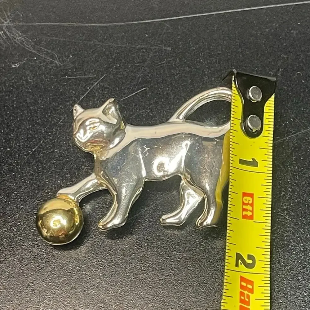 None and/or Unknown vintage two